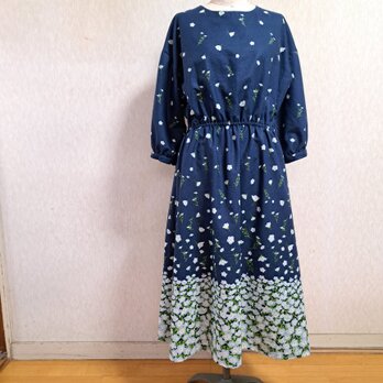 コットンリネン　ネモフィラ　ワンピース　ネイビー　紺　Lサイズ