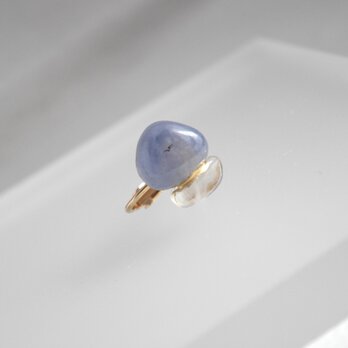 ［天然石の金継ぎイヤリング］サファイア×ルチルクォーツ（片耳）