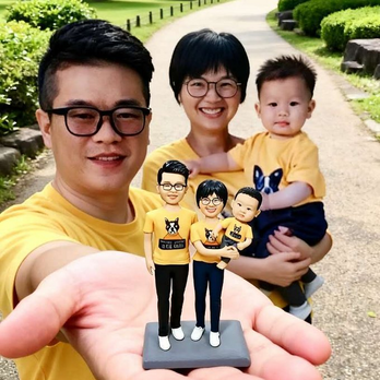 写真から作るオーダーメイドフィギュア｜家族・グループ対応 にそっくり似顔人形｜家族写真を立体に｜世界に一つの記念品 家族記念日