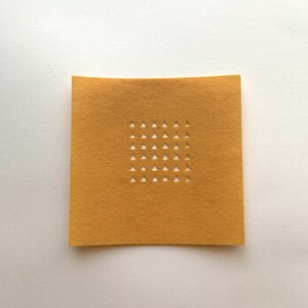 ステンシル型紙（三角ならべ・小）