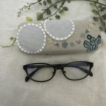 ✳︎ ✳︎ ハンドメイド★ミナペルホネンタンバリン刺繍メガネケース リネン生成り