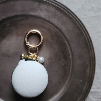 お菓子みたいなマカロンポーチ