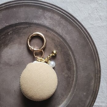 お菓子みたいなマカロンポーチ