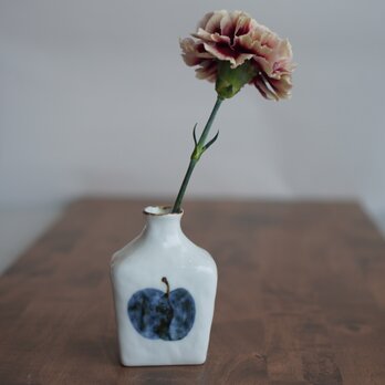 リンゴの小瓶　（角）