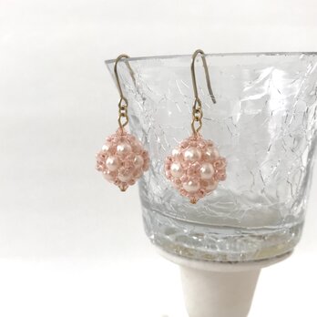 パールボール の ピアス　ピンク さくら色 パステルカラー 春 桜色