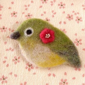 受注制作「羊毛ブローチ　紅梅メジロ」