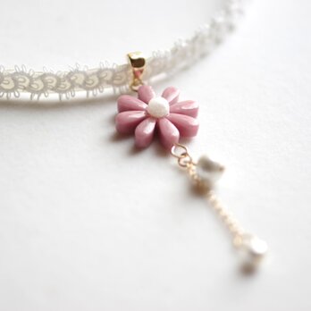 【受注製作】レジンアート　お花モチーフとタティングレースとサテンリボンのチョーカー〈愛を乞う〉