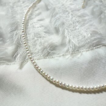 ベビーパールのネックレス　（ボタン パール）