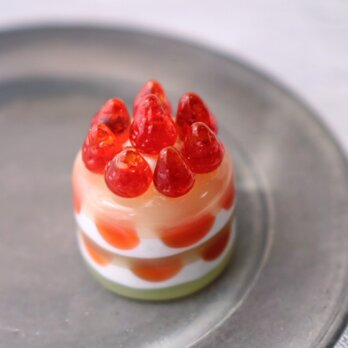 ガラスのミニチュア苺ケーキ２段★ガラスのミニチュア洋菓子店★