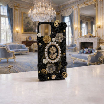 アンティーク薔薇のスマホケース｜一点物 立体装飾 クラシカル ロココ ハンドメイド 大人可愛い ゴシック