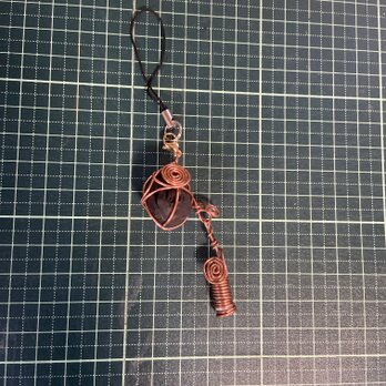 守炭ストラップ型