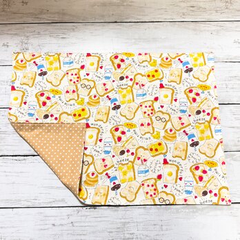 ランチョンマット(29×40)　【smile食パン】