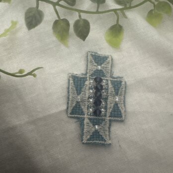 ★ ☆ ＊ ＊★ハンドメイドミナペルホネン⚮̈ シンフォニークロス♡ブローチ