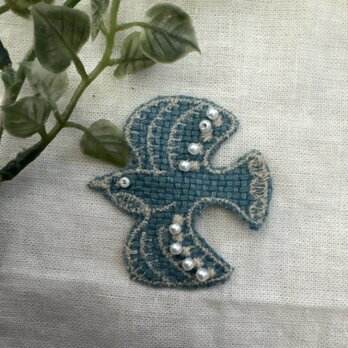 ★ ☆ ＊ ＊★ハンドメイドミナペルホネン⚮̈ シンフォニーバード♡ブローチ