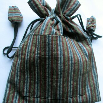 ８６３９　縞柄の着物で作った巾着袋