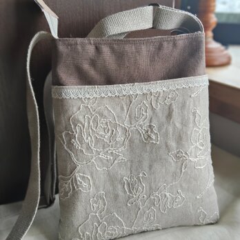 薔薇*リネン*刺繍生地*スマホショルダー