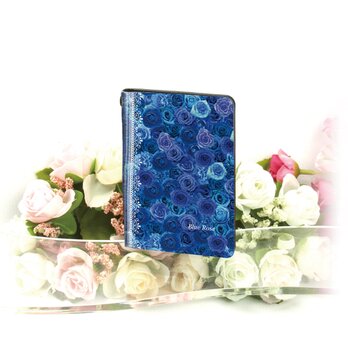 二つ折りパスケース/ICカードケース/カードケース【ブルーローズⅥ】（名入れ可）