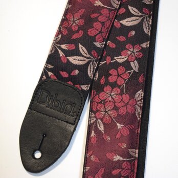 つぼみ葉桜　帆布ギターストラップ（赤紫）京都金襴
