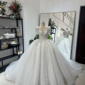 豪華！ウェディングドレス 韓国風ドレス シークインチュール 美しい花レース プリンセスライン 拳式/前撮り