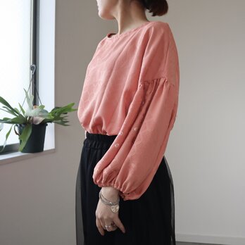 着物のバックテールブラウス・ボリューム袖（コーラルピンク・ML)