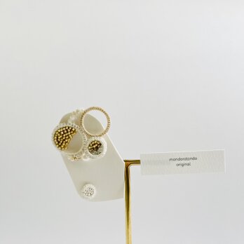 en ーひだまりー ／ｲﾔｰｱｸｾｻﾘｰ／SUS316L／ﾎﾜｲﾄ×ｺﾞｰﾙﾄﾞe003