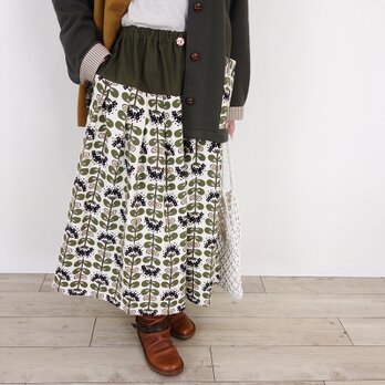 北欧ペンペン草柄とカーキのヨーク切替ギャザースカート（セットアップ可） │お花見 ドライブ お出かけ コットン 旅行 リネン