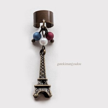 エッフェル塔のアンティーク調イヤーカフ