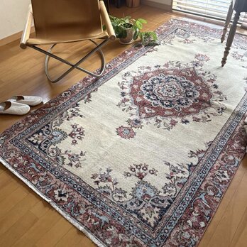 大判130×241 オフホワイト×ブラウンレッド×水色　トルコヴィンテージラグ