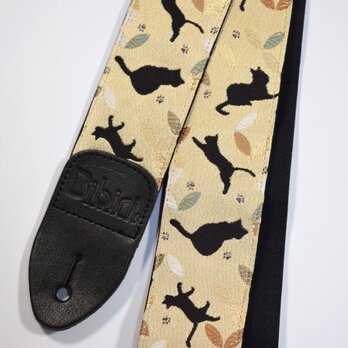 猫と七宝　帆布ギターストラップ（ベージュ）京都金襴