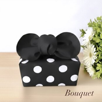 【リボンのお弁当袋】保冷保温　 ドット（黒）×黒　　ランチバッグ/洗える/入園入園