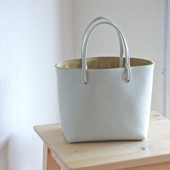 レザーベビートート　ホワイト