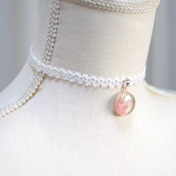 【受注製作】レジンアート　ラウンドモチーフとタティングレースとサテンリボンのチョーカー〈春一番〉