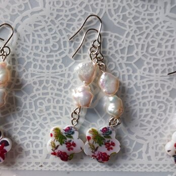 淡水パールとプリントシェルのピアス