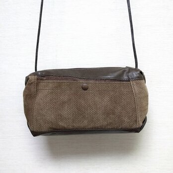 楕円形ポシェット (牛革×豚革・ヘリンボーン柄)