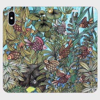 金魚スマホケース｜アウミル・ミルソラ・リュミールの帯なし手帳型iPhoneケース｜揺れる光の海モチーフデザイン