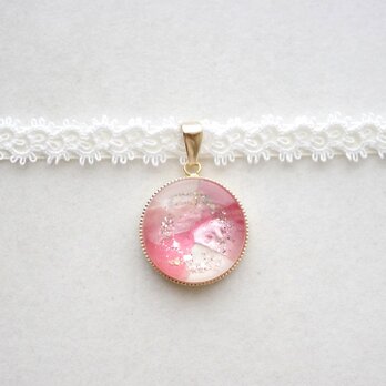 【受注製作】レジンアート　ラウンドモチーフとタティングレースとサテンリボンのチョーカー〈桜吹雪〉