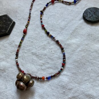 ＊福々ネックレス。＠チェンマイ鈴＋再生ビーズ＋いろいろシードビーズ