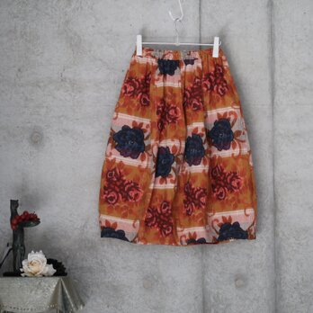 夜具地のぷっくらスカート  フリーサイズ 　着物リメイク