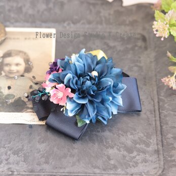 青いダリアと桜のリボンヘアクリップ　卒業式　入学式　結婚式　お出掛け　発表会　ブルー　ネイビー　チュール　リボン　髪飾り