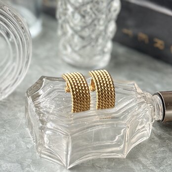 PM68-【 Monet 】モネ・ヴィンテージピアス 1980〜90's Gold Tone Harf Hoop