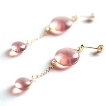 レジンアート　二粒の水滴ピアス〈楽園に咲く〉