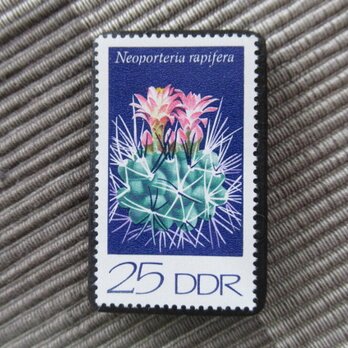 ドイツ　サボテンの花切手ブローチ10834