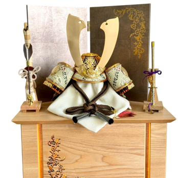 王者（おうじゃ）８号兜 唐草柄（からくさがら）収納飾りLED付