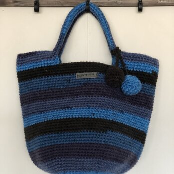 ニットボールが可愛い❣️段染め毛糸のシンプルバッグ④