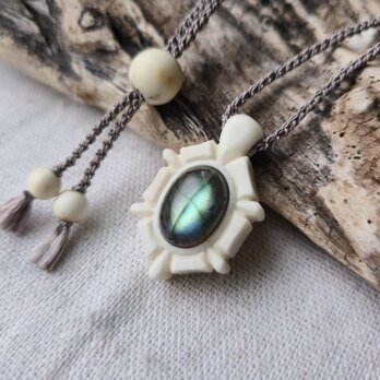 鹿の角 ラブラドライトのペンダント#7