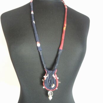 アクセサリー　ペンダント　　E28