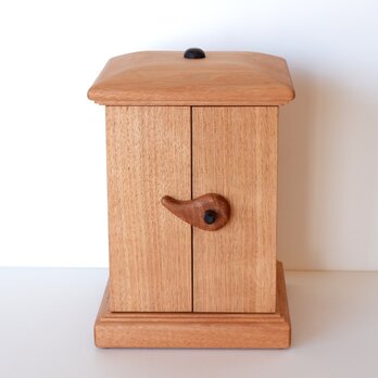 くるみの厨子（ずし）