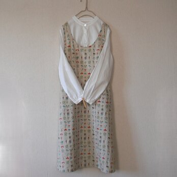 綿麻のエプロンワンピース　アイスクリーム