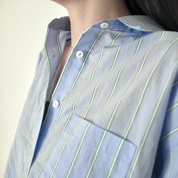 爽やかブルーストライプのロングシャツ　No.380