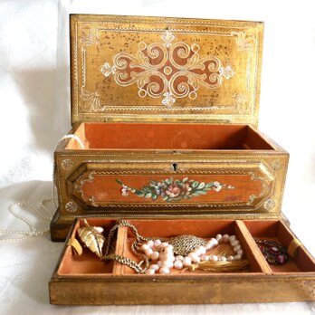 イタリア製【G. Serraglini Firenze 】手描きの花柄飾り 大型の宝石箱